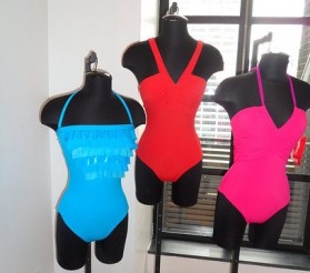 243ab60a5be469f6 SAM 0429.preview e1314980785667 279x246 The SPANX End of Summer SwimSuit GIVEAWAY!
