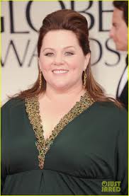 Golden Globes 2012, Nominee Melissa McCarthy shines in Badgley Mischka