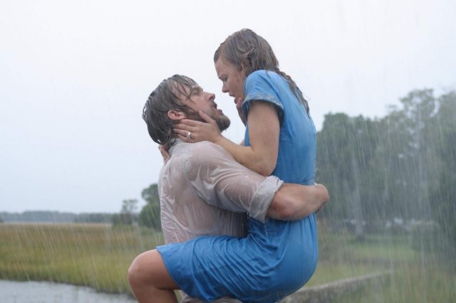 2004 the notebook 003 640x426 Hollywood Crush: Ryan Gosling 