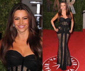 2012 The Year of the Curvy Girl! 9e917ca3730270ba sorfia vergara1 295x246 2012 The Year of the Curvy Girl!