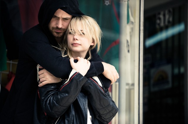 blue valentine 007 640x425 Hollywood Crush: Ryan Gosling 