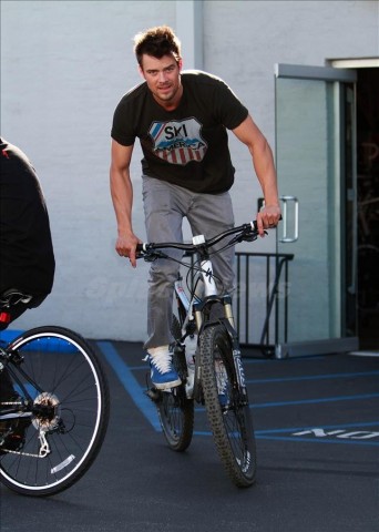 Hollywood Crush: Josh Duhamel spl347255 001 wm900 342x480 Hollywood Crush: Josh Duhamel