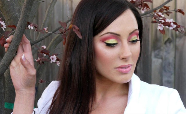Editors Picks: Independent Makeup Brands You Must Try! mugeyelook3 640x394 Editors Picks: Independent Makeup Brands You Must Try!