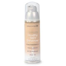 Neutrogena Summer Flawless Foundation 101: BB Creams and Tinted Moisturizers