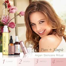 JMkit TODAY ONLY: Josie Maran Limited Edition Set exclusive to QVC