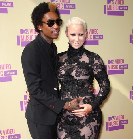 wiz khalifa amber rose pregnant mtv vmas 461x480 Amber Rose is having a BOY!